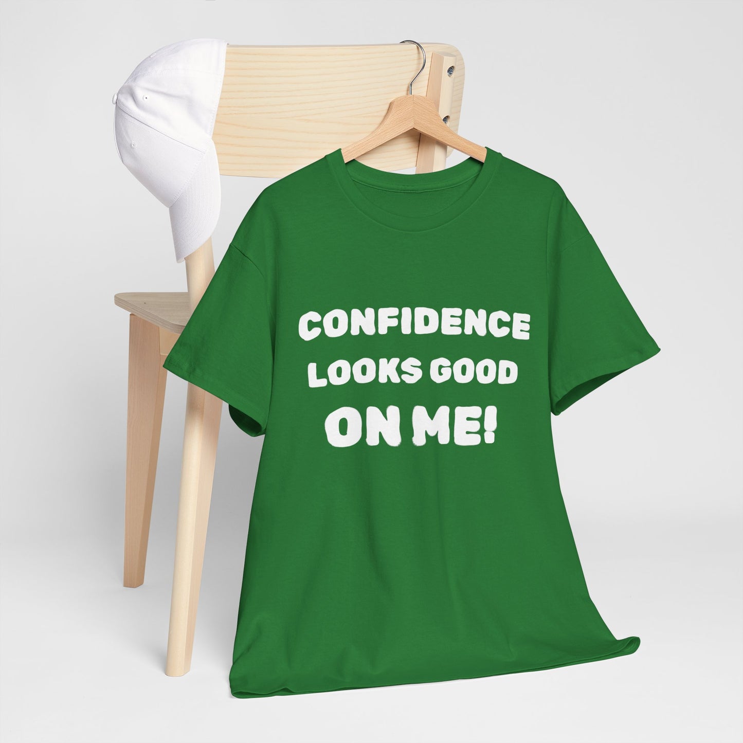 inspirational quote "Confidence Looks Good On Me" Unisex Tee