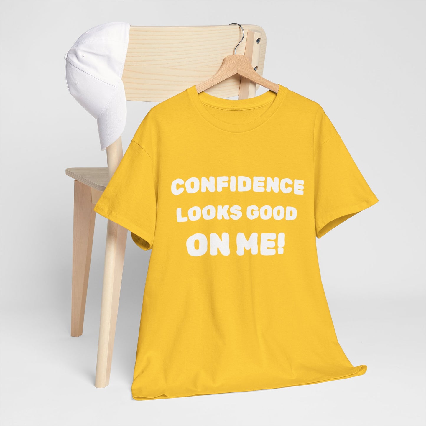 inspirational quote "Confidence Looks Good On Me" Unisex Tee