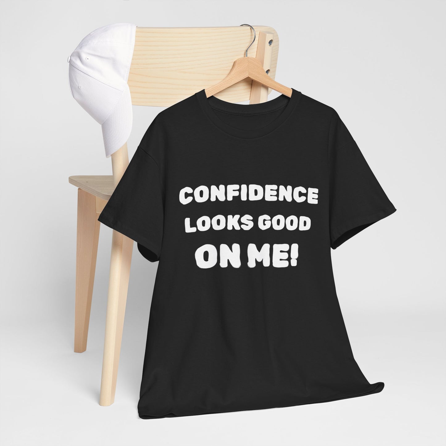 inspirational quote "Confidence Looks Good On Me" Unisex Tee