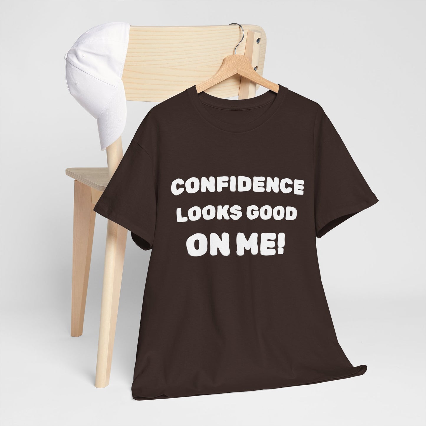inspirational quote "Confidence Looks Good On Me" Unisex Tee