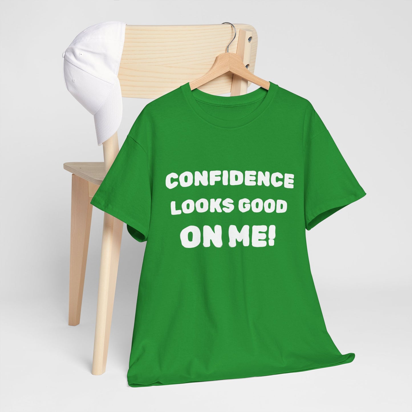inspirational quote "Confidence Looks Good On Me" Unisex Tee