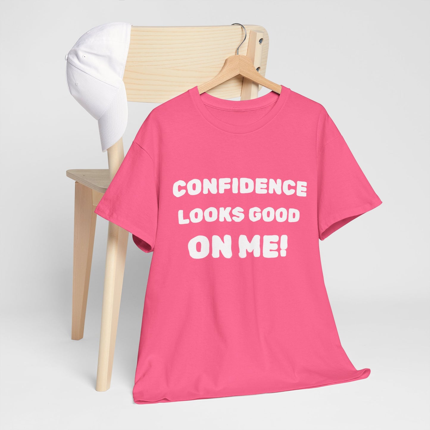 inspirational quote "Confidence Looks Good On Me" Unisex Tee